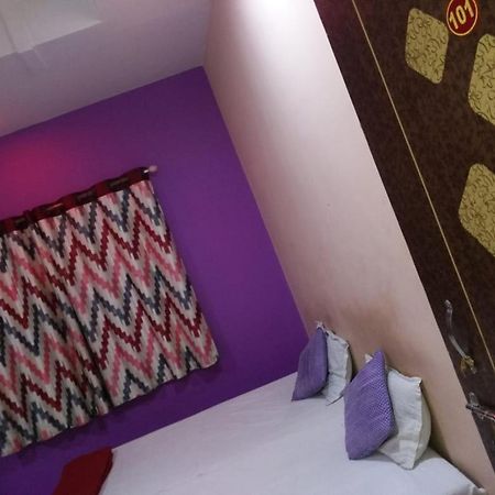 Hotel Atithi Satkar Akola Exteriör bild